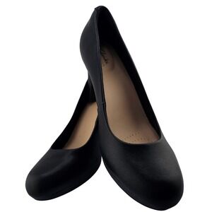 Clarks Collection Black Leather‎ Pumps Heels Womens Size 9M Classic Career New